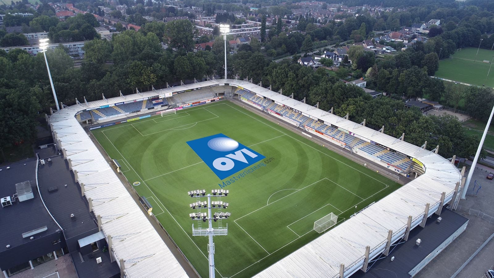 LED-verlichting van OVI Group bij RKC Waalwijk