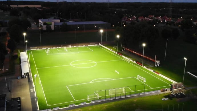 LED-verlichting van OVI Group bij FC Twente Vrouwen en sc Enschede