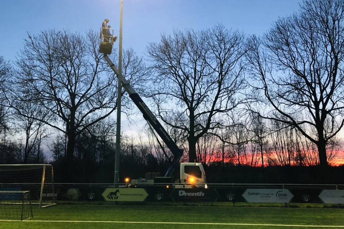 LED-verlichting van OVI Group bij Sportpark De Werf (Enter Forward)
